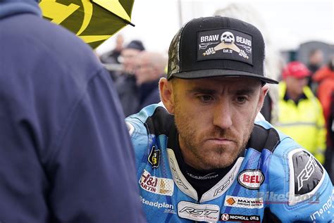 lee johnston crash|Lee Johnston suffers broken leg in new injury set